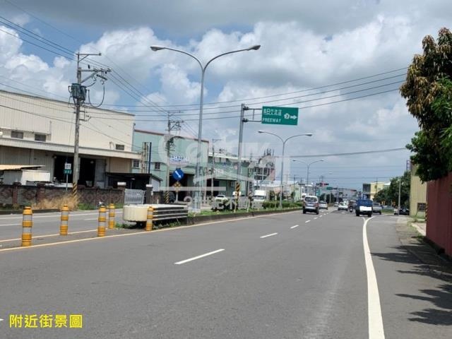 台中市乌日区农地台中土地-乌日溪南朝东大面宽农地
